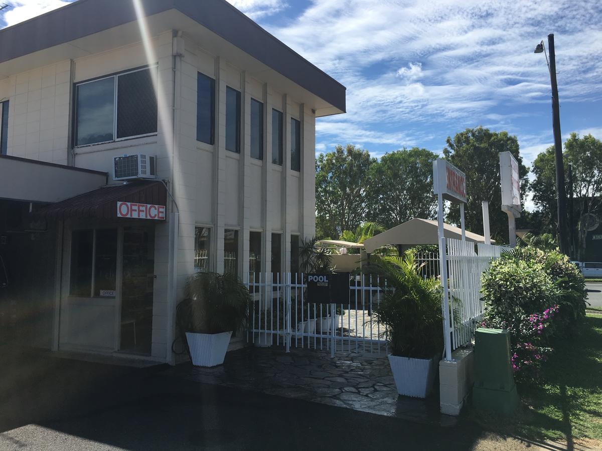 Cairns Motor Inn Екстериор снимка